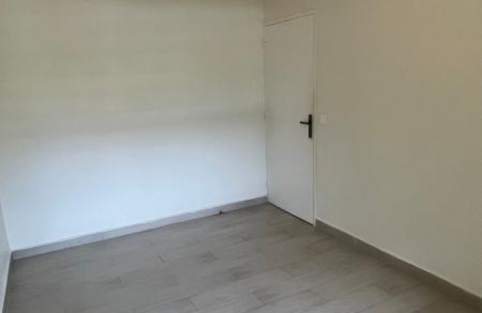 Location Maison 159m&sup2; 6 pièces Petit-Bourg