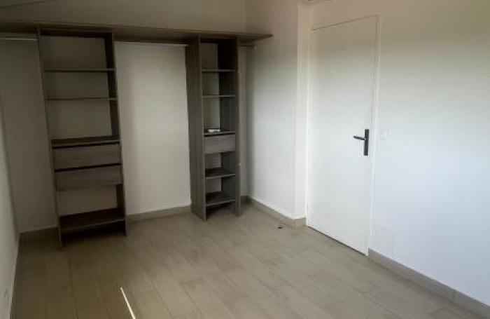 Location Maison 159m&sup2; 6 pièces Petit-Bourg
