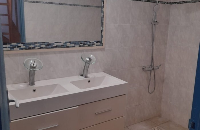 BEL APPARTEMENT T4 DUPLEX VUE MER