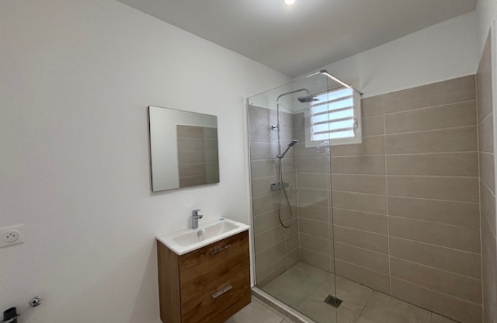 Maison individuelle de type trois - LONGFORT IMMOBILIER