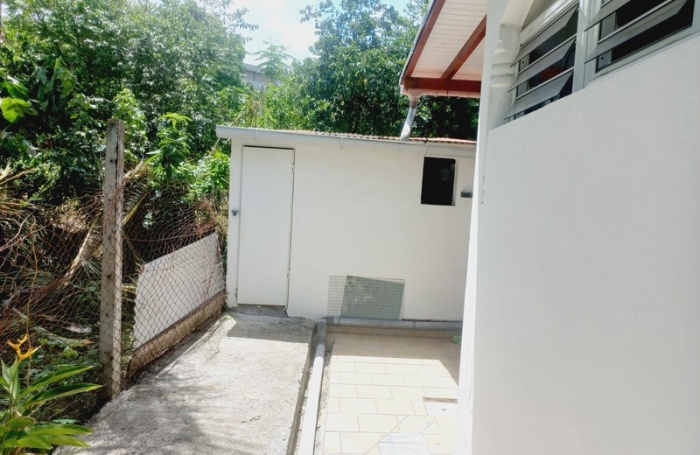 Vente Maison 153m&sup2; 6 pi&#232;ces Basse-Terre