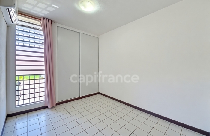 Vente Appartement 74m&sup2; 4 pi&#232;ces Baie Mahault