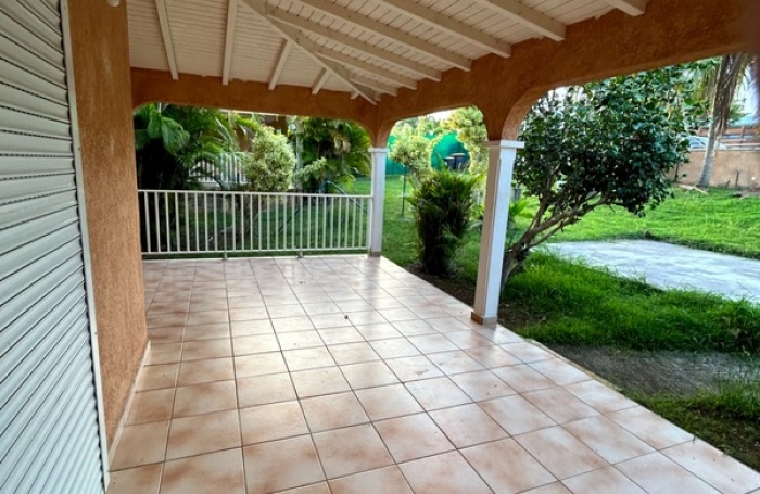 Vente Maison 104m&sup2; 6 pi&#232;ces Baie Mahault