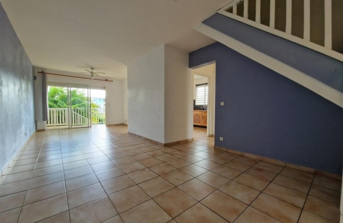 Vente Maison 104m&sup2; 6 pi&#232;ces Baie Mahault