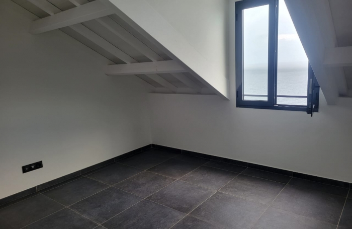 VIEUX FORT : Résidence La Rose Des Vents,  L'Octant, T3 DPLEX  No27