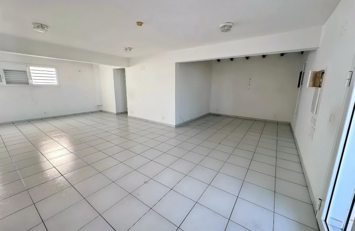 Location Bureaux 96m&sup2; Saint François