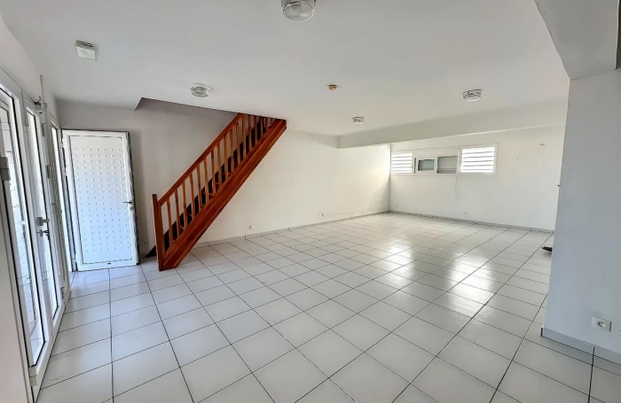 Location Bureaux 96m&sup2; Saint François