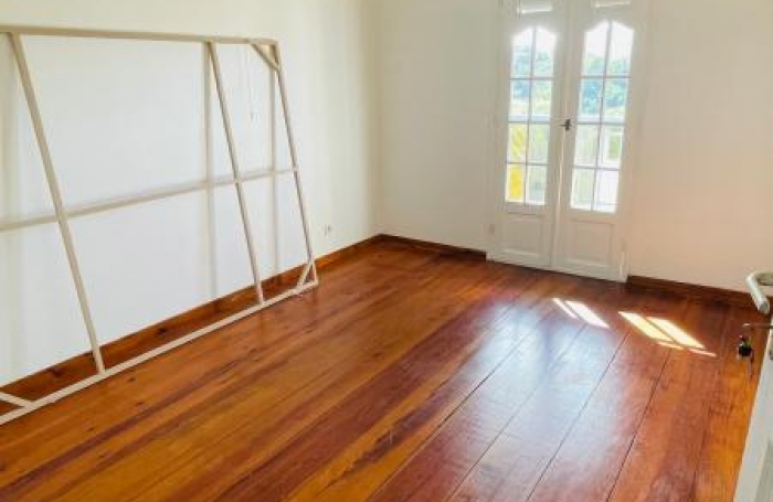 Vente Maison 159m&sup2; 6 pièces Saint Claude