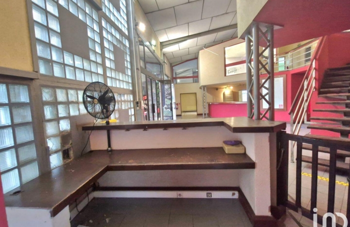 Vente Local commercial 642m&sup2; Baie Mahault