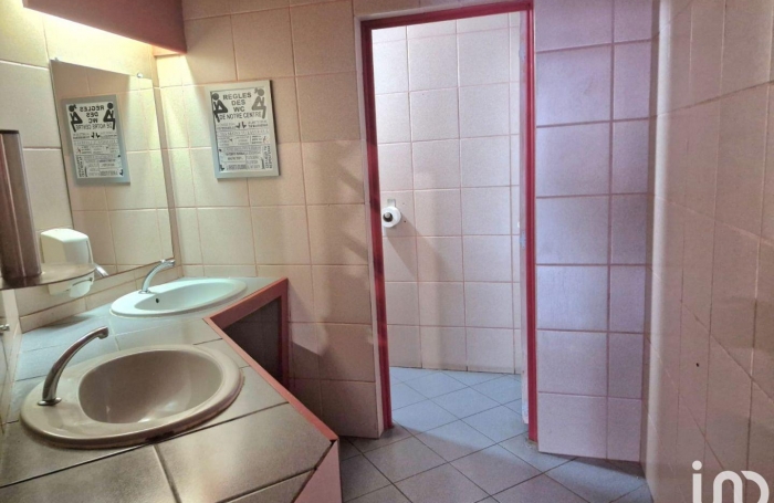 Vente Local commercial 642m&sup2; Baie Mahault