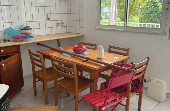 CHARMANT APPARTEMENT T2 MEUBLE A SAINTE ANNE