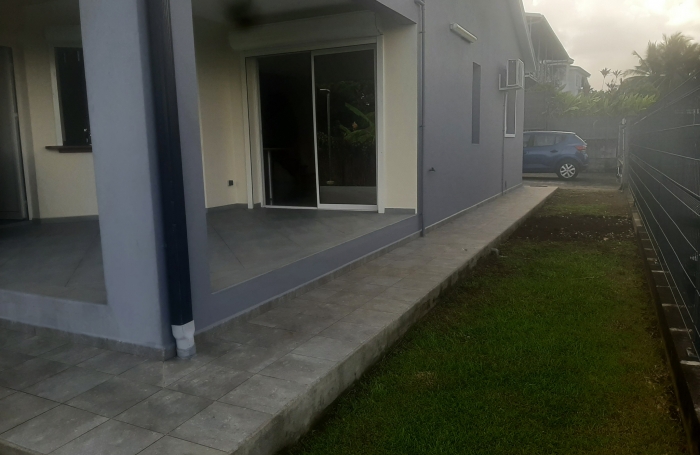 Villa T4 neuve de 75 m2 dans résidence neuve