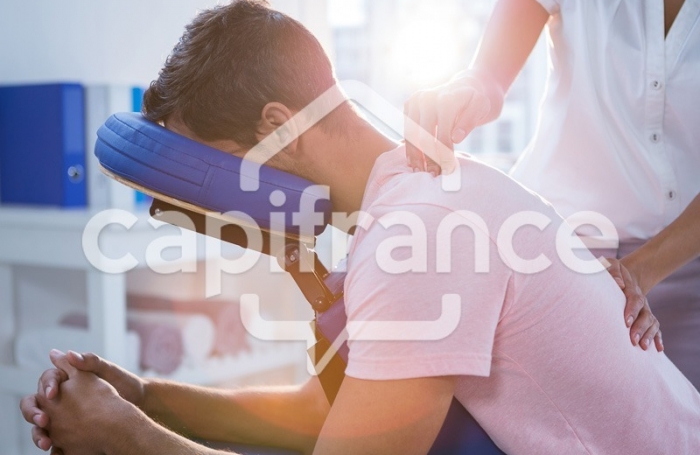 Location Local commercial 73m&sup2; 1 pi&#232;ce Le Moule