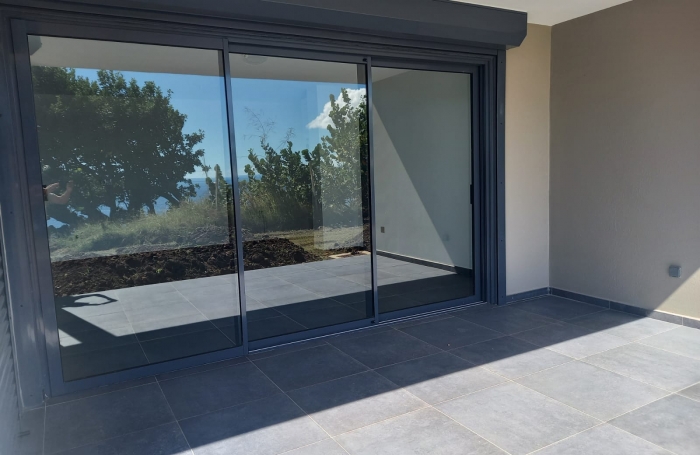 VIEUX FORT : Résidence La Rose Des Vents, T2 rez de jardin