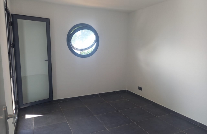 VIEUX FORT : Résidence La Rose Des Vents, T2 rez de jardin