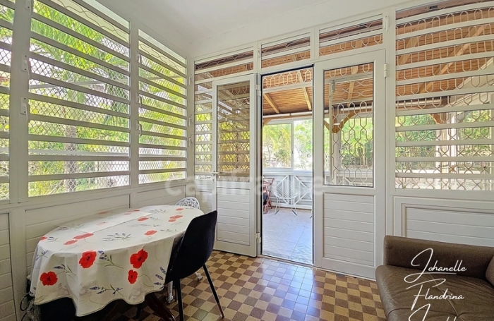 Vente Maison 184m&sup2; 9 pièces Basse-Terre