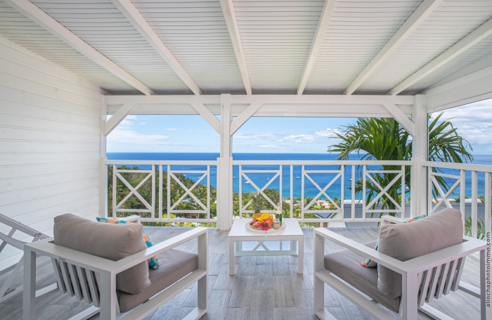 Bouillante Exceptionnel ensemble immobilier de 6 appartements avec Vue Imprenable sur la mer !