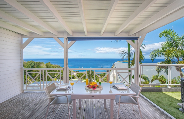 Bouillante Exceptionnel ensemble immobilier de 6 appartements avec Vue Imprenable sur la mer !