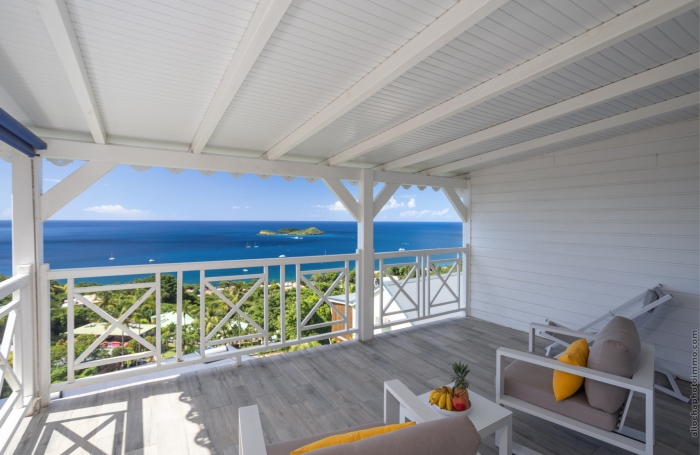 Bouillante Exceptionnel ensemble immobilier de 6 appartements avec Vue Imprenable sur la mer !