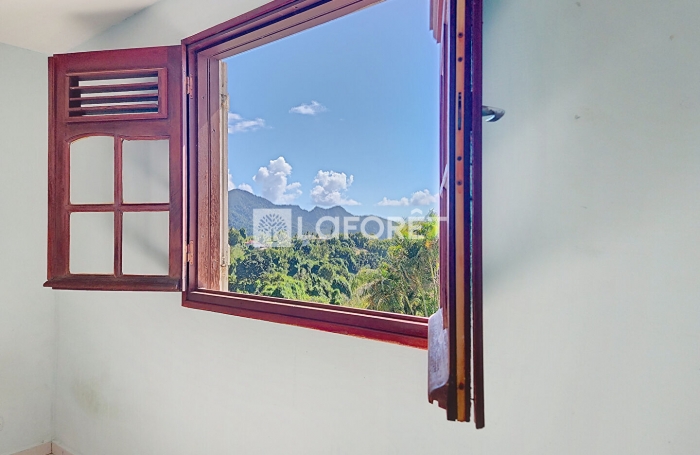 Vente Maison 240m² 8 pièces Saint Claude