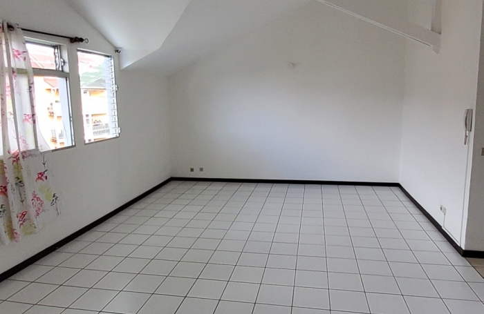 BAIE MAHAULT BELCOURT APPARTEMENT T3