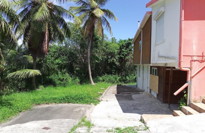 Location Maison 200m&sup2; 10 pi&#232;ces Gosier