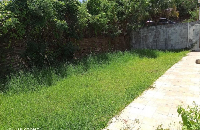 Location Maison 200m&sup2; 10 pi&#232;ces Gosier