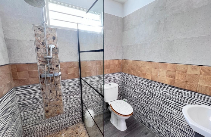 Appartement 3 pièces tout confort avec terrasse  à Morne à l'Eau - Agence LONGFORT IMMOBILIER