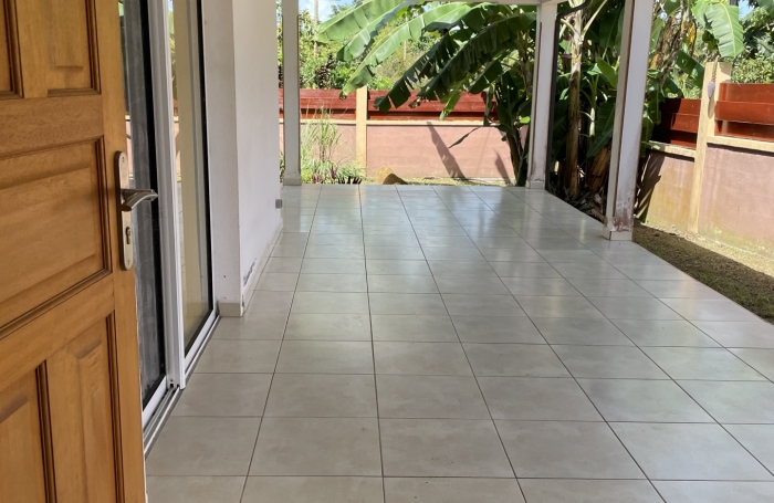 Location Maison 82m&sup2; 4 pi&#232;ces Sainte Rose