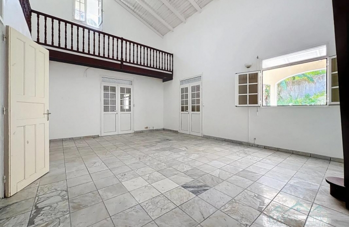 Vente Maison 265m&sup2; 10 pi&#232;ces Gosier