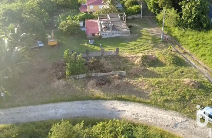 Vente Terrain 1000m&sup2; Grand Bourg