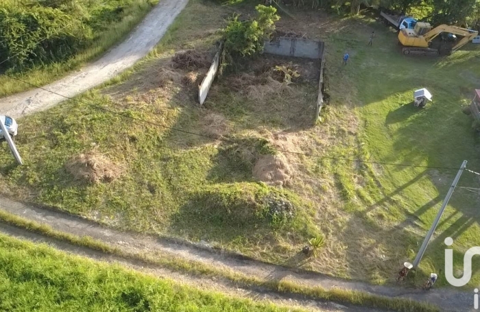 Vente Terrain 1000m&sup2; Grand Bourg