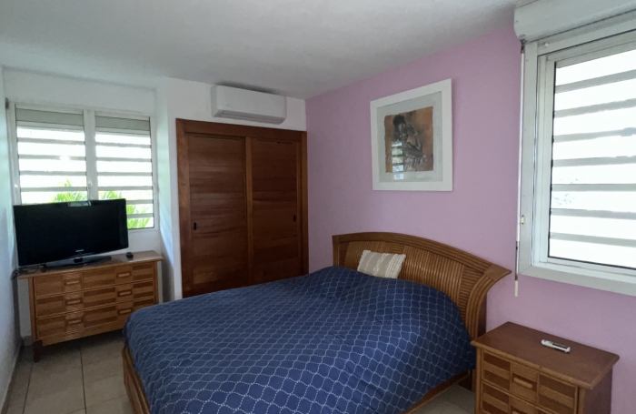 Appartement F3 meubl&eacute; vue mer &agrave;  Bas du Fort