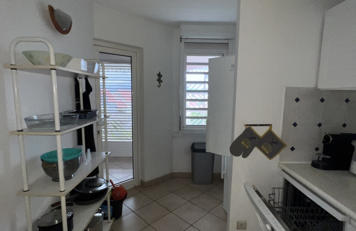 Appartement F3 meubl&eacute; vue mer &agrave;  Bas du Fort