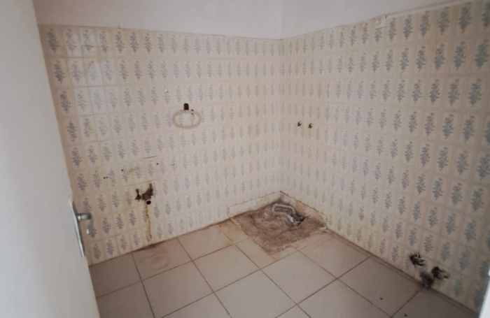 RARE - IMMEUBLE DE RAPPORT DANS LE CENTRE DU GOSIER