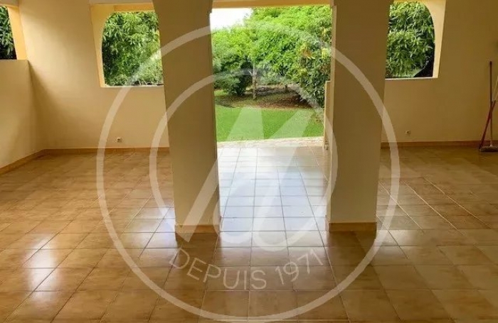 Vente Maison 6 pi&#232;ces Les Abymes