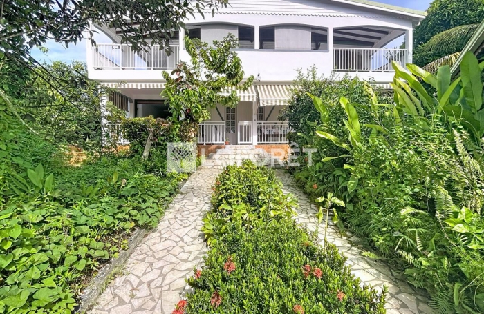 Vente Maison 335m² 12 pièces Morne à l'eau