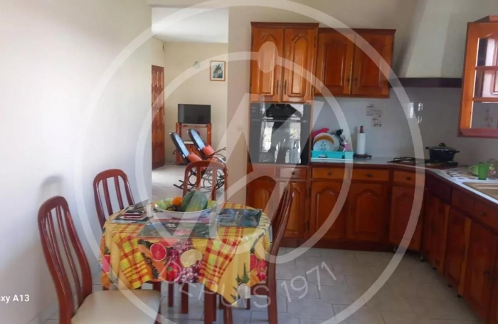 Vente Maison 197m&sup2; 6 pièces Petit-Bourg