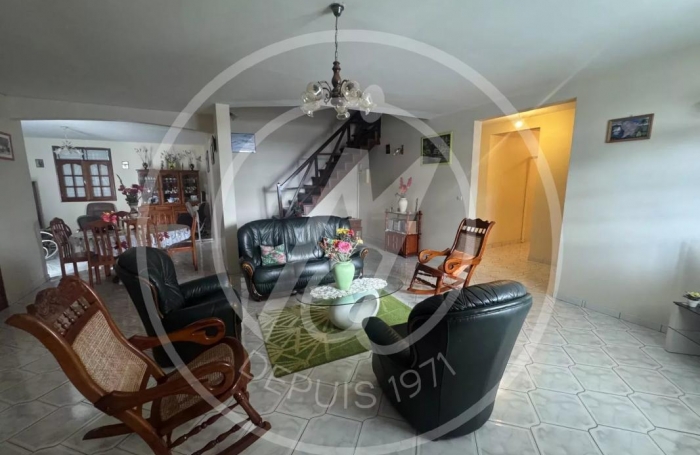 Vente Maison 197m&sup2; 6 pièces Petit-Bourg