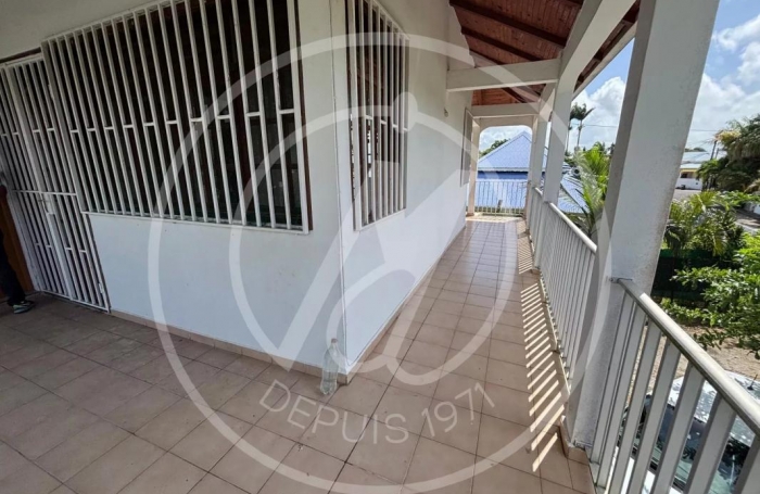 Vente Maison 160m&sup2; 6 pi&#232;ces Baie Mahault