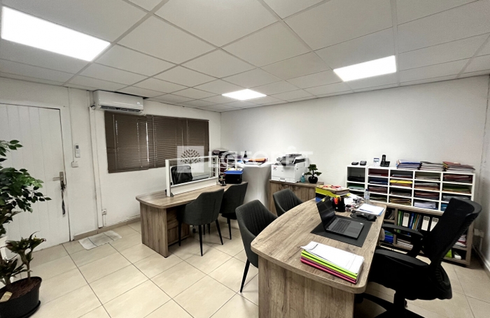 Vente Bureaux 66.17m&sup2; Baie Mahault