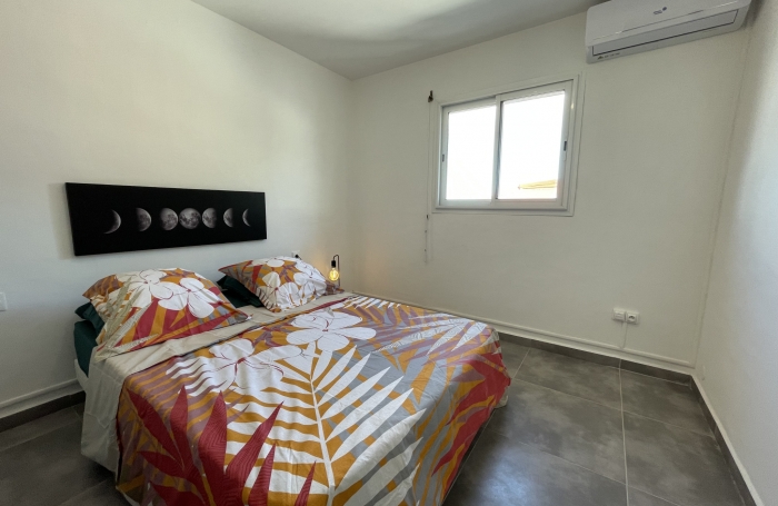 MAGNIFIQUE APPARTEMENT T4 MODERNE ENTIEREMENT MEUBLE PETIT-BOURG