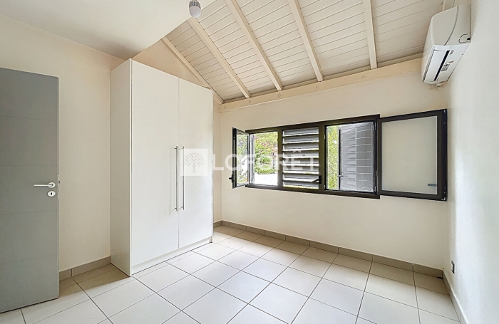 Location Maison 83.24m² 4 pièces Saint François