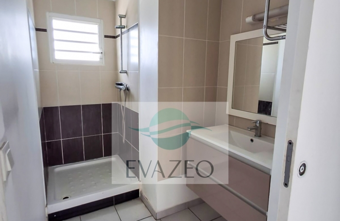 Appartement T3 75m2 - Piscine - SAINT-FRANÇOIS