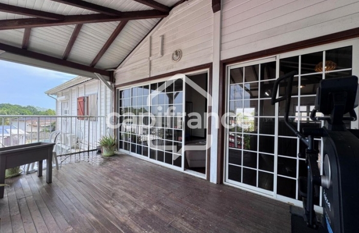 Vente Maison 380m&sup2; 11 pièces Les Abymes