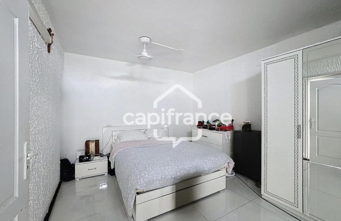 Vente Maison 380m&sup2; 11 pièces Les Abymes