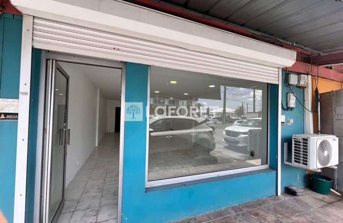 Location Divers 70.6m² Baie Mahault