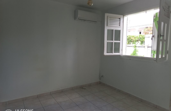 Location Maison 53m&sup2; 3 pi&#232;ces Sainte Anne