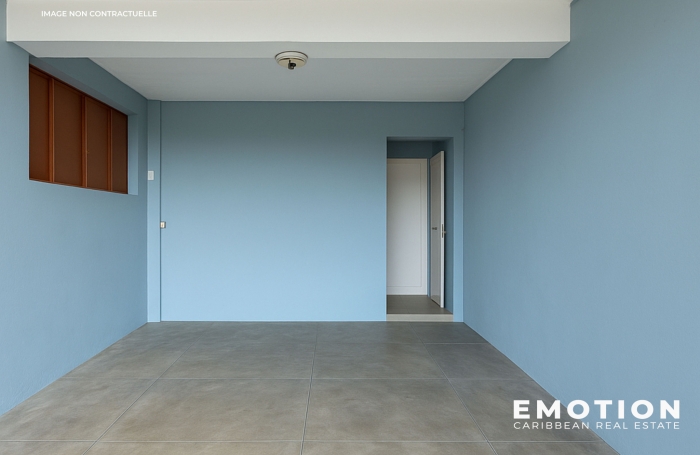 Maison  T12 BASSE TERRE