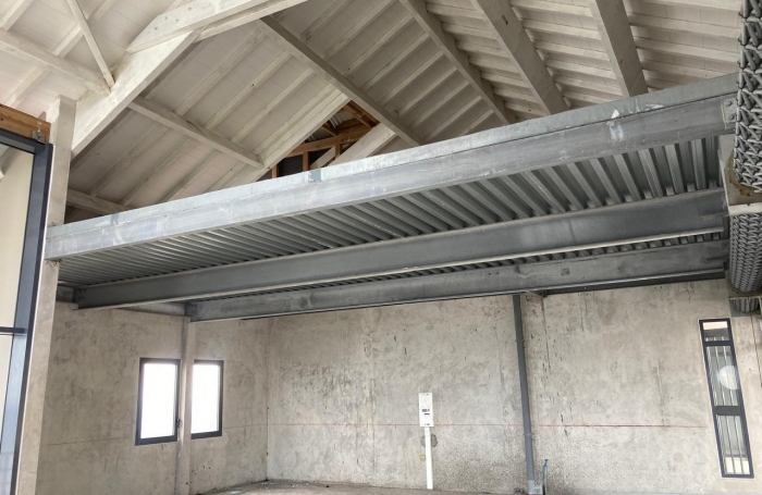 VIEUX FORT : Résidence La Rose Des Vents,  Local professionnel 103m2